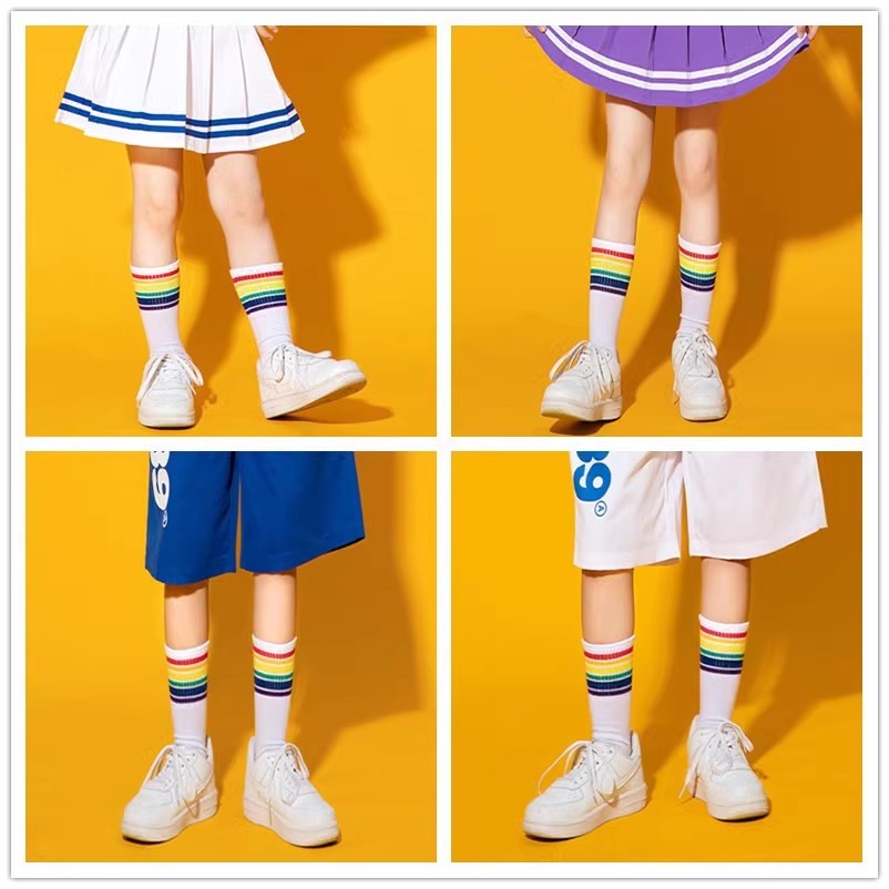 兒童中筒襪彩虹條紋學院風