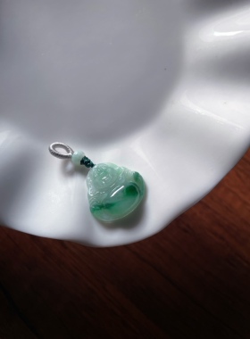 有证书天然翡翠A货玉石瓢绿花小佛公锁骨链吊坠大肚笑佛玉弥勒佛