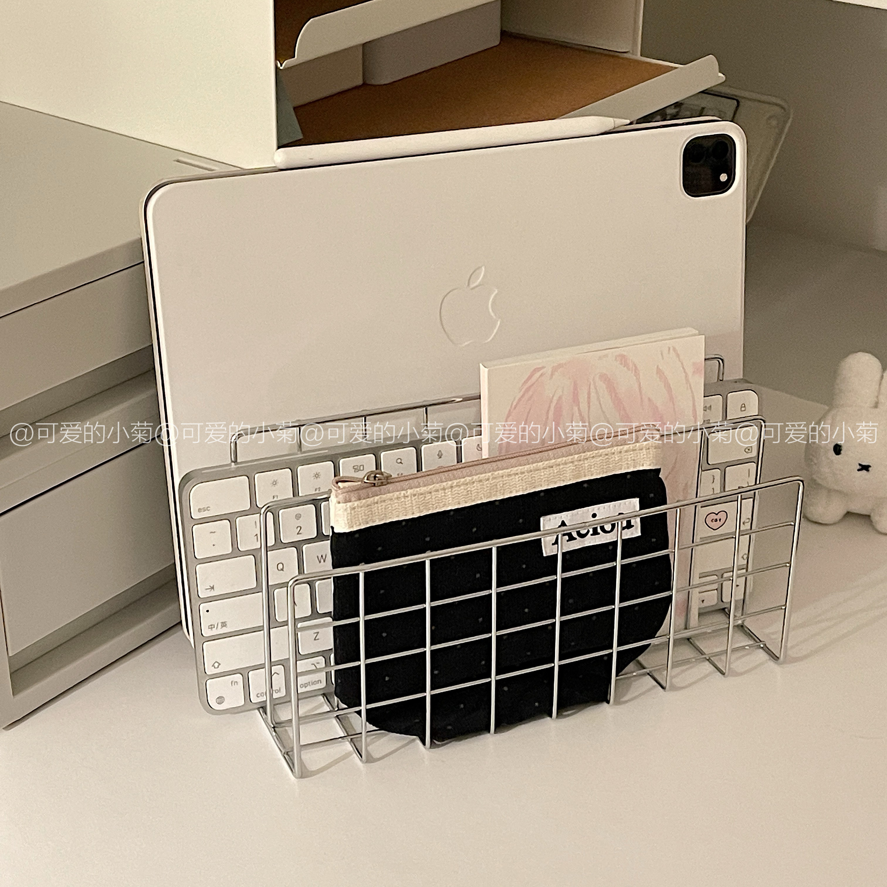 简约铁艺展示立架桌面书本文件分类收纳架书桌工位整理书架