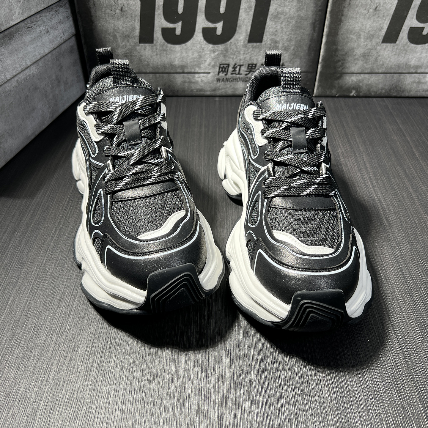 2025春季新款透气增高老爹鞋