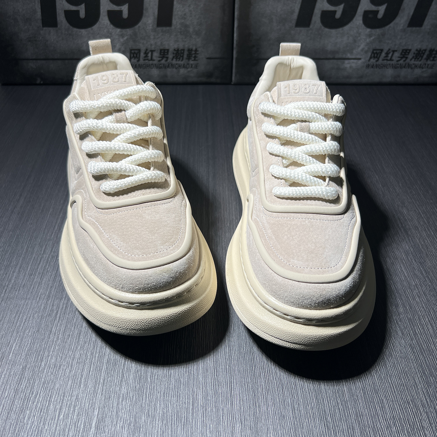 2025新款男鞋时尚百搭厚底休闲鞋