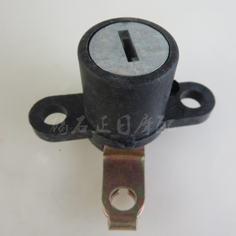 适用雅马哈MT-07FZ6XJ6座垫锁