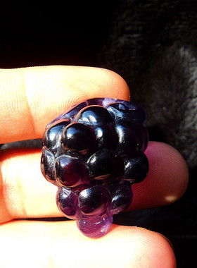 中国水晶矿石天然深紫色水晶葡萄吊坠硕果累累33×24×20mm16.4g