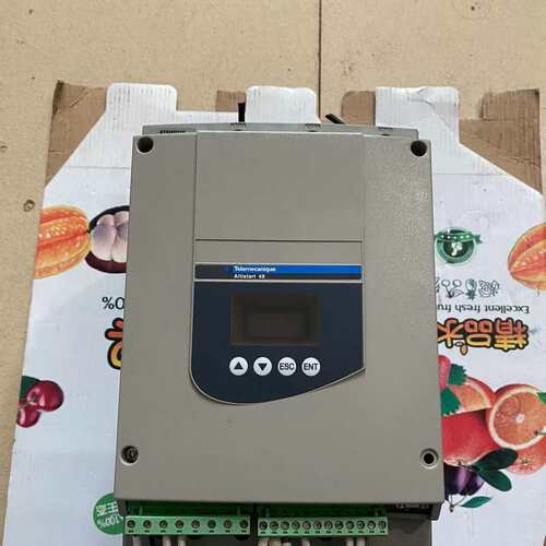议价闲置一台施耐德软驱动器ATS48-D32Q