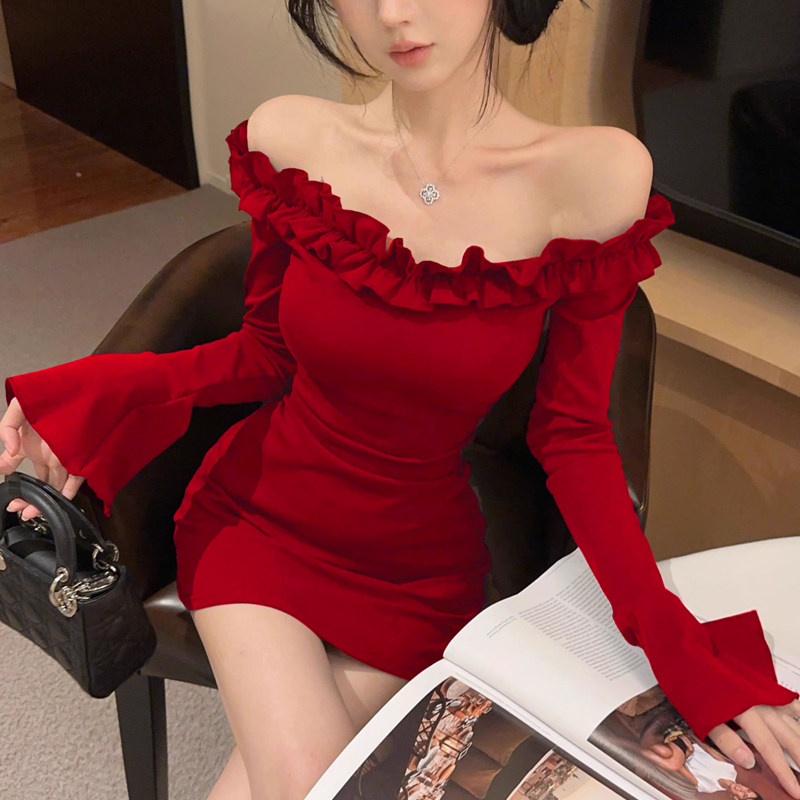 辣妹风包臀裙紧身短裙花边荷叶边一字肩连衣裙喇叭袖女装小个子潮
