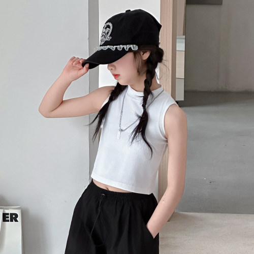 女童修身背心黑色外穿