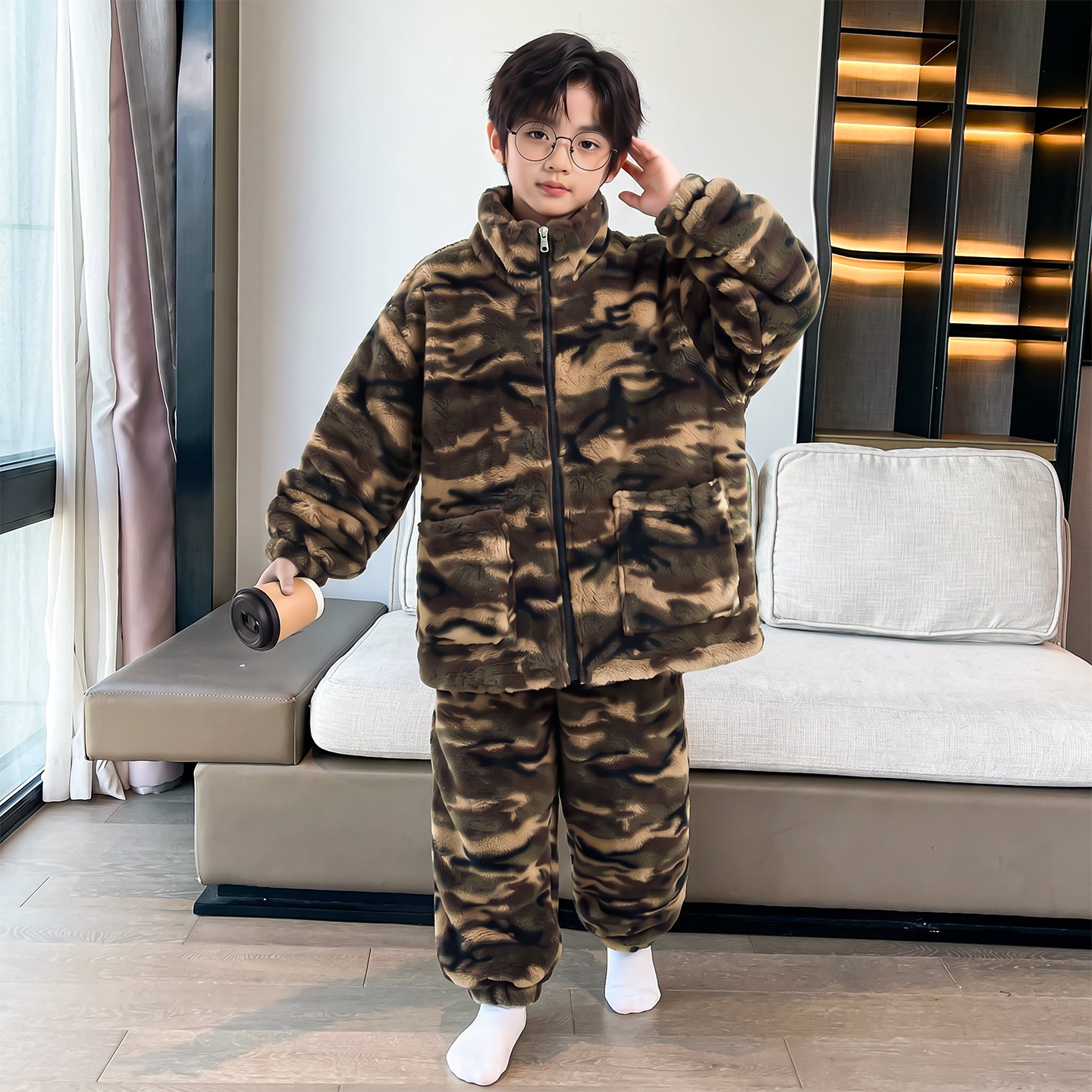 中大童冬季法兰绒家居服套装男童加厚保暖迷彩立领拉链睡衣潮酷