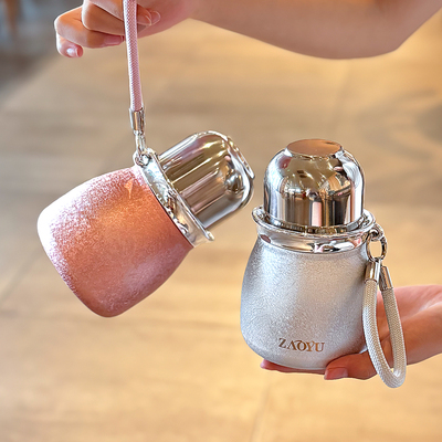 保温杯女士高颜值2025新款带吸管小巧便携不锈钢轻奢高档精致钛杯