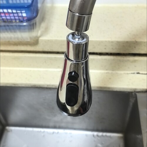 专用花洒万向接头通用厨房神器水龙头延伸器防溅水增压洗菜盆
