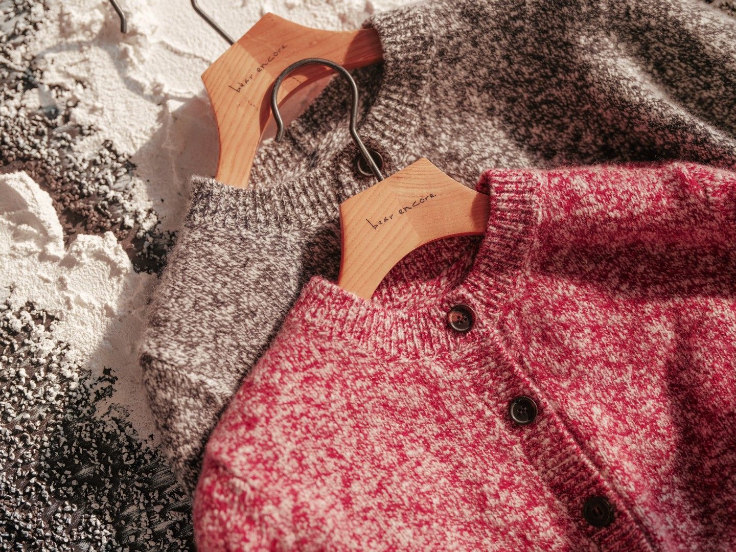 2025年秋冬季老钱风100%纯山羊绒开衫女长袖单排扣针织毛衣外套,女装/女士精品,羊绒衫,淘宝优惠券,粉丝福利购,淘宝优惠卷