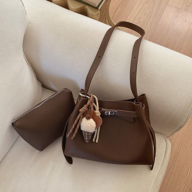 2026冬季新款拉链女棕色无挂件斜挎包卡其无挂件灰色无挂件白,箱包皮具/热销女包/男包,通用款女包,淘宝优惠券,粉丝福利购,淘宝优惠卷