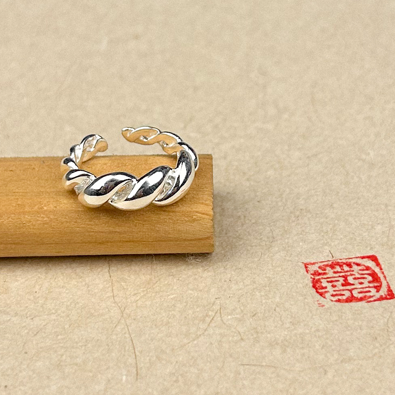 手工纯银S925戒指女日韩时尚个性ins小众食指冷淡风扭曲麻花指环