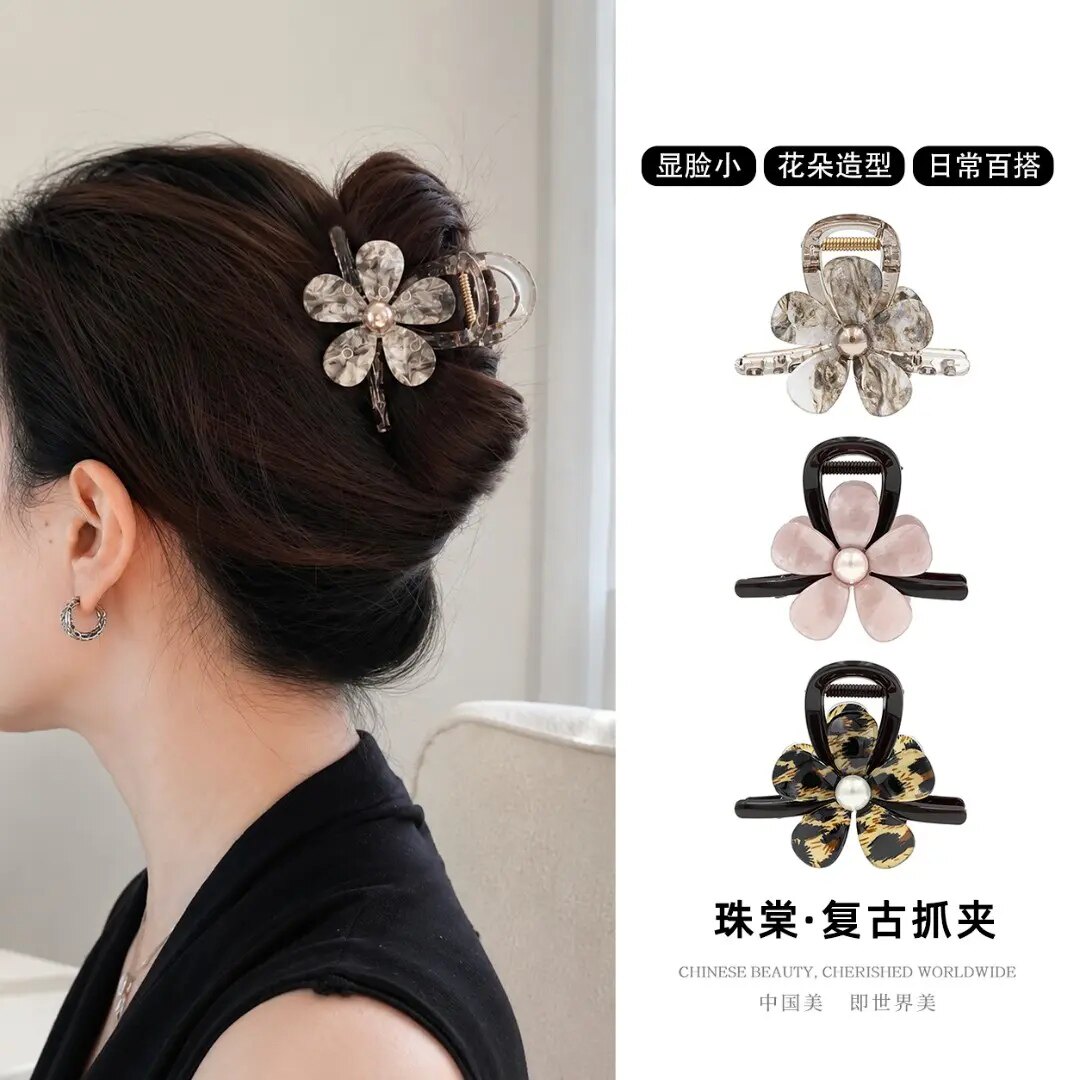 复古豹纹花朵中号8cm抓夹女新款高级感后脑勺盘发鲨鱼夹百搭头饰