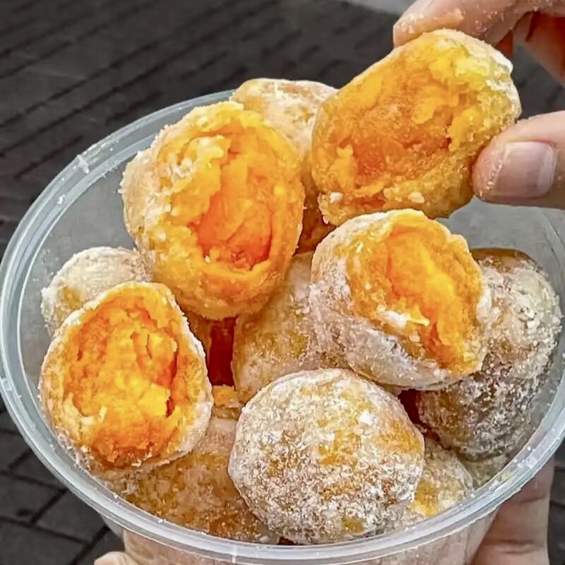 反沙咸蛋黄流沙咸鸭蛋黄酥传统工艺潮汕特产广式小吃糕点美食零食