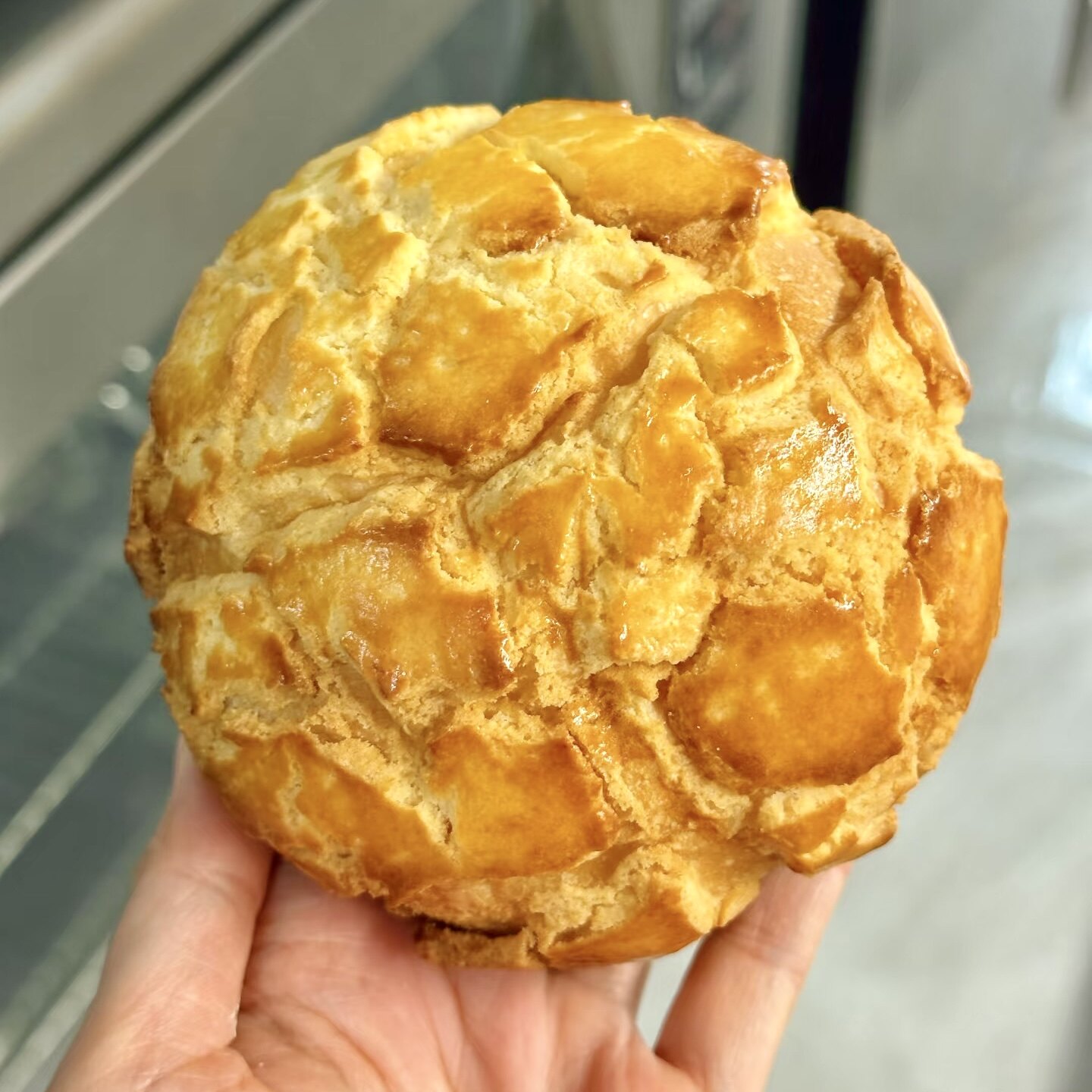 酥皮松化内馅香浓～奶酥菠萝包图片