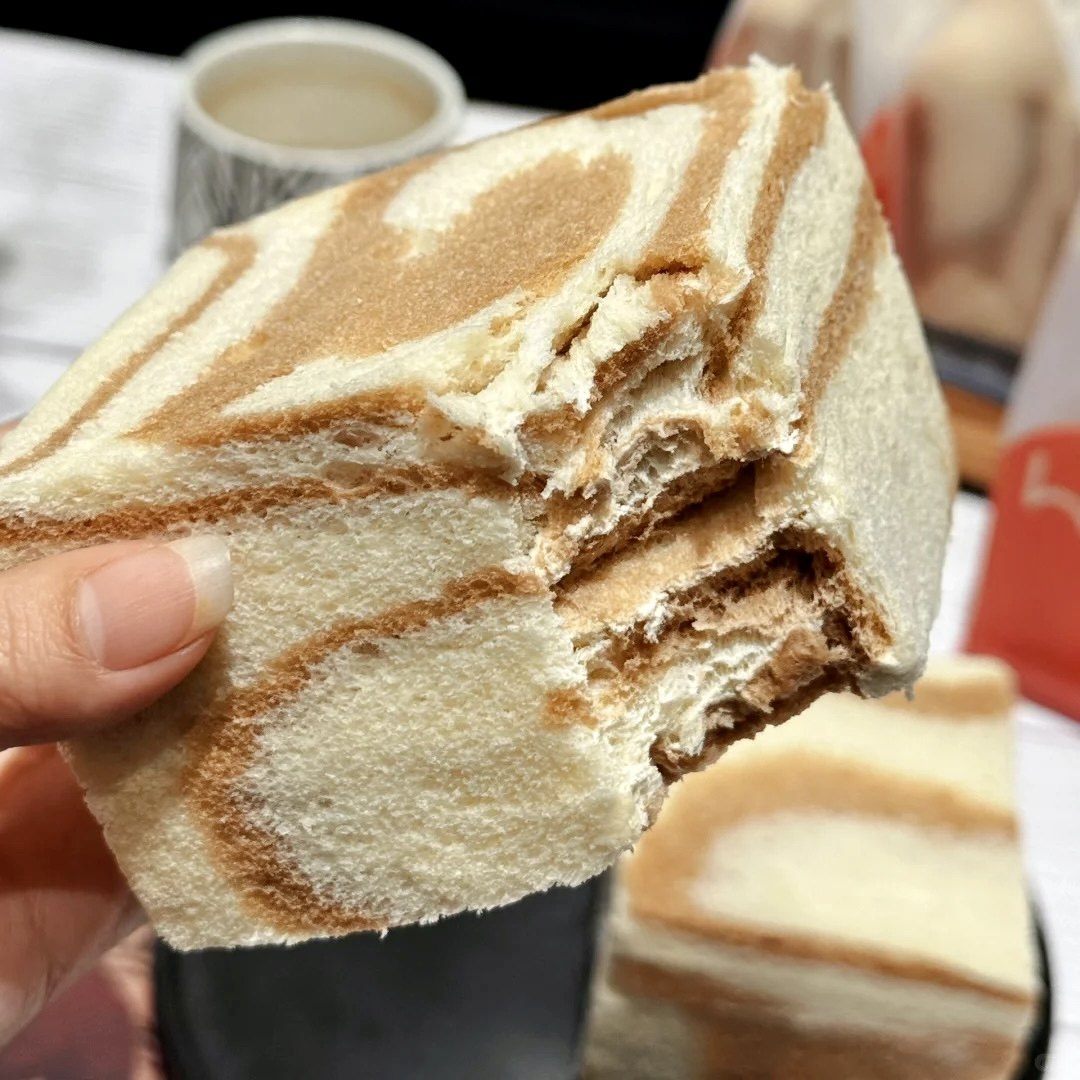 黄油厚切吐司生椰拿铁提拉米苏无边吐司面包营养早餐下午茶点6cm,零食/坚果/特产,吐司面包,淘宝优惠券,粉丝福利购,淘宝优惠卷