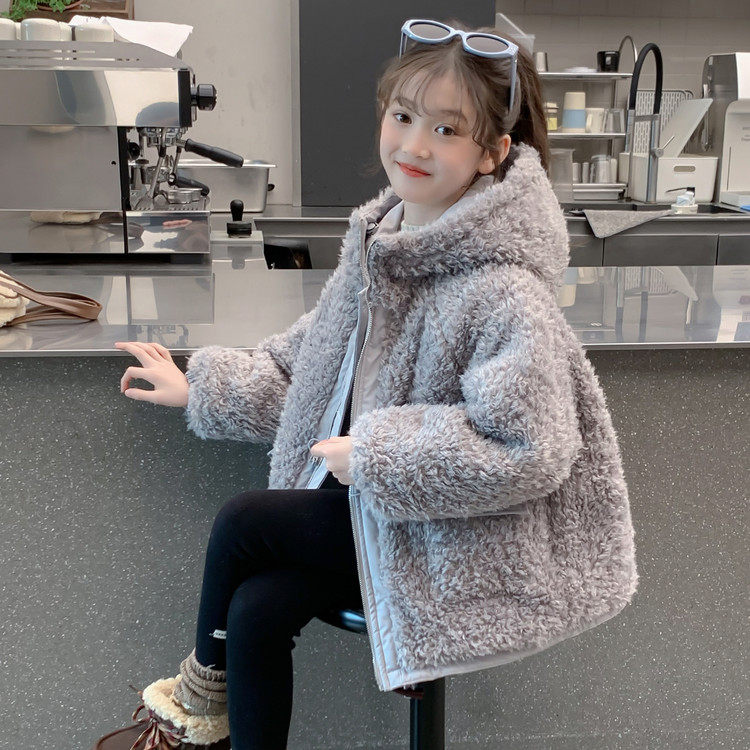两面穿女童毛绒连帽棉服