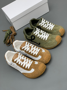 运动单鞋 Blair 圆头低跟女真皮靴子真皮单鞋 2025新款 Eadie