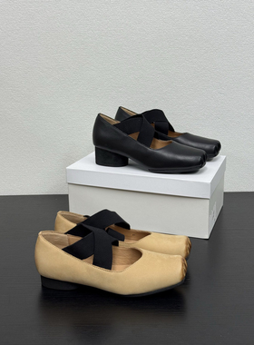 Blair Eadie单鞋女小众设计感复古褶皱粗跟交叉绑带猪鼻子芭蕾舞