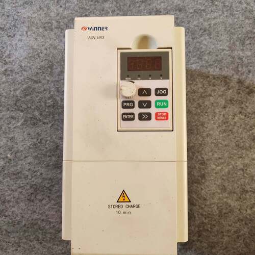 可维修WIN-V63-2R2T4M 2.2KW 380V，威能变频器