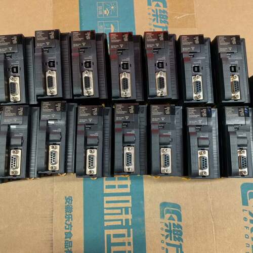 可维修CJ2M-CPU13PLC，，，欧姆龙正品成色新