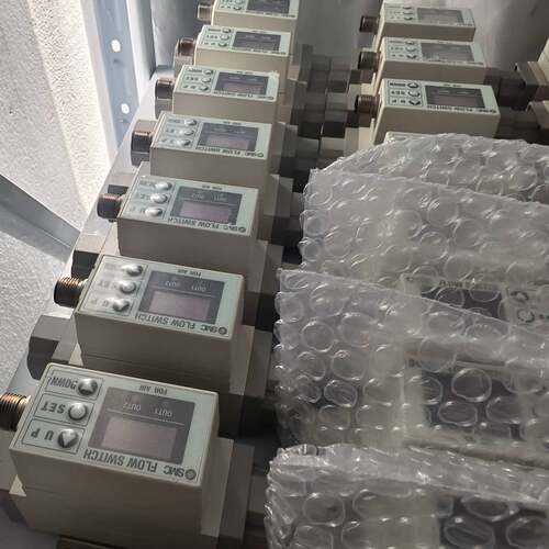 可维修SMC PF2A751-04-27-M，流量开关