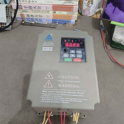 可维修永邦派尼尔VF5000-C2D0P7G变频器，750W已议价