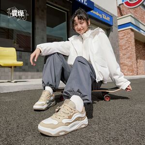 乔丹奶芙鞋低帮板鞋女子2025秋季新款轻便防滑耐磨缓震休闲运动鞋