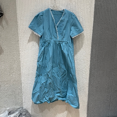 欧洲站2026夏新款V领泡泡袖连衣裙女收腰显瘦中长款蛋糕裙23226