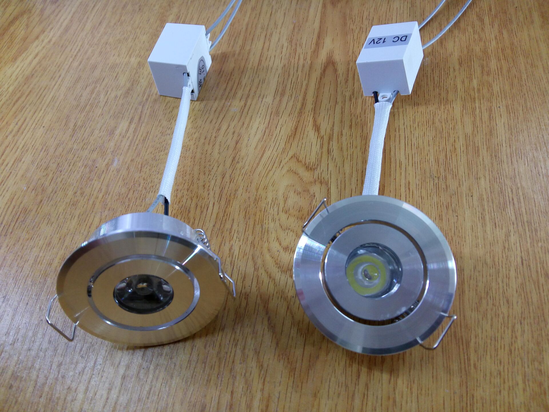 12V客厅公分酒柜小射灯