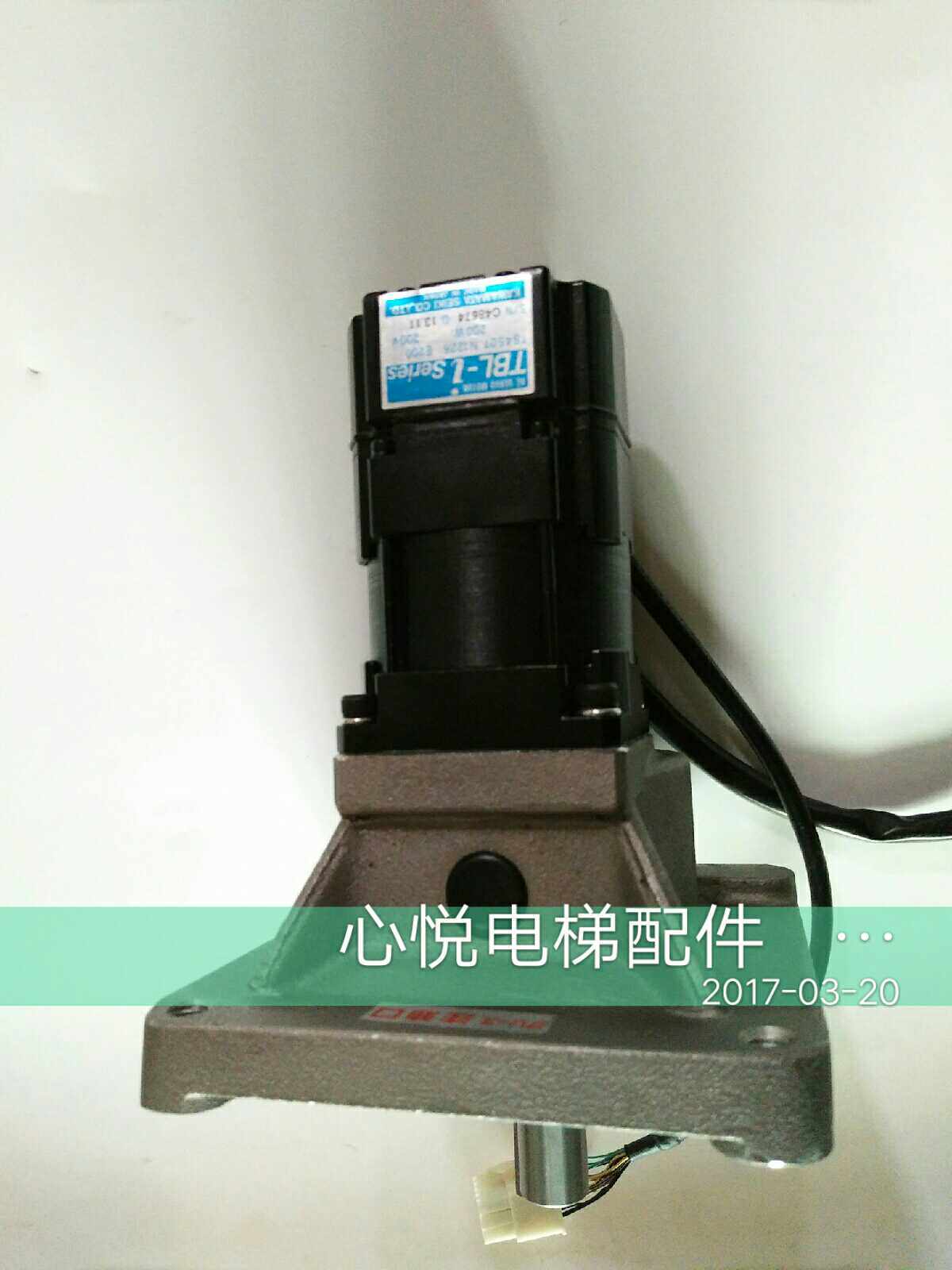 首单优惠-东芝电梯配件东芝cv150cv320cv门机马达 门电机ts4507n1