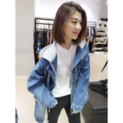 Nhà ga châu Âu 2019 mùa thu mới Hàng hóa châu Âu phiên bản Hàn Quốc của trang phục giản dị hoang dã denim trùm đầu ngắn - Áo khoác ngắn