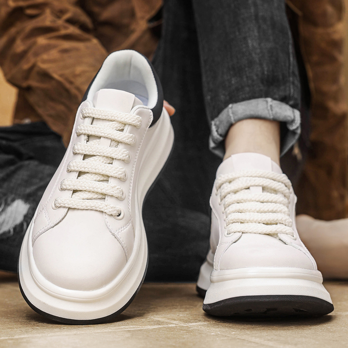 【特大码加宽加肥厚底休闲板鞋】