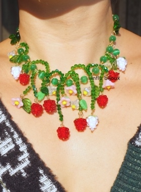 红粉树莓原创独立小众设计 重工捷克琉璃草莓项链fairycore
