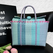 店长推荐 新款 小清新撞色手工编织包塑料篮子沙滩包度假野餐小方包