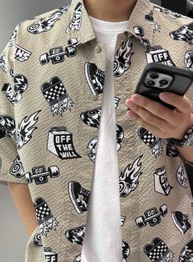 Vans x SPACE MOLLY联名款时尚短袖衬衫 男女同款VN000RA8FGR