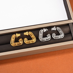 新款几何三角线条镂空耳环女欧美个性独特金色高级感耳饰