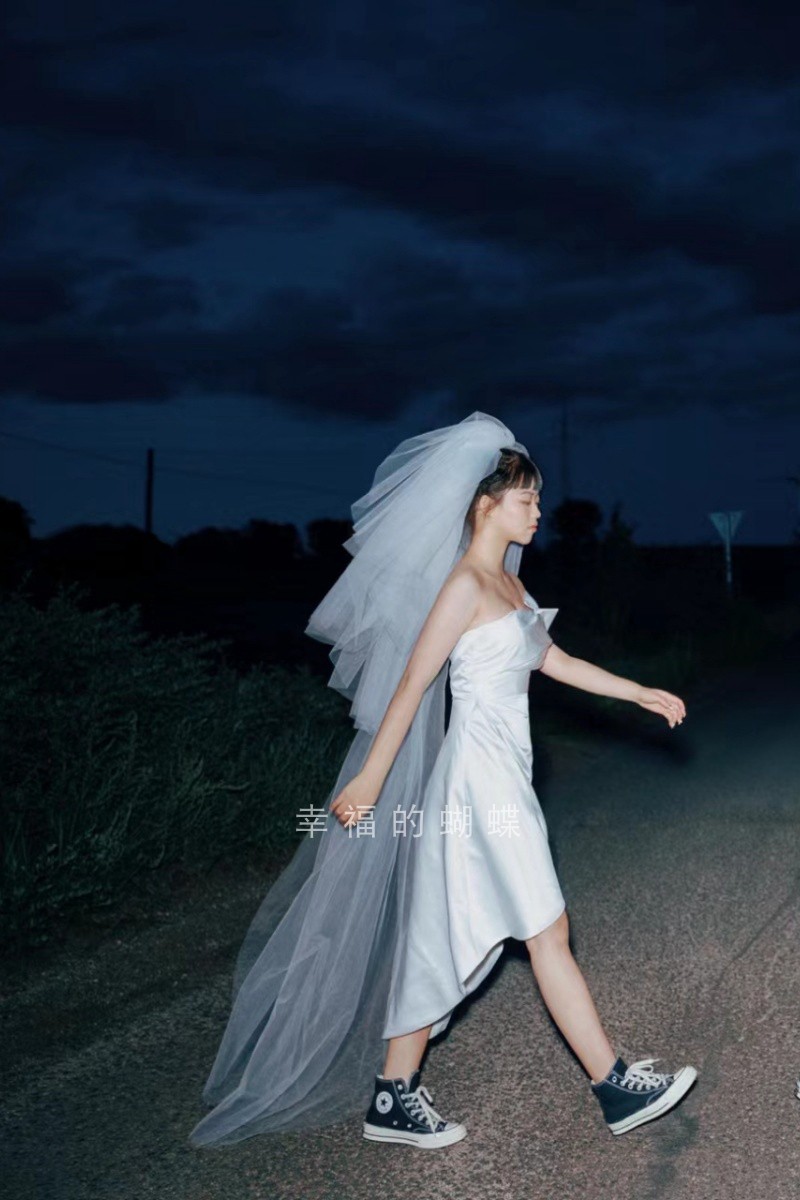 头纱旅拍拍照出片简约百搭