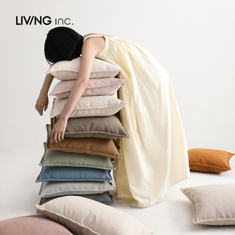 慕斯雪尼尔抱枕极简耐用