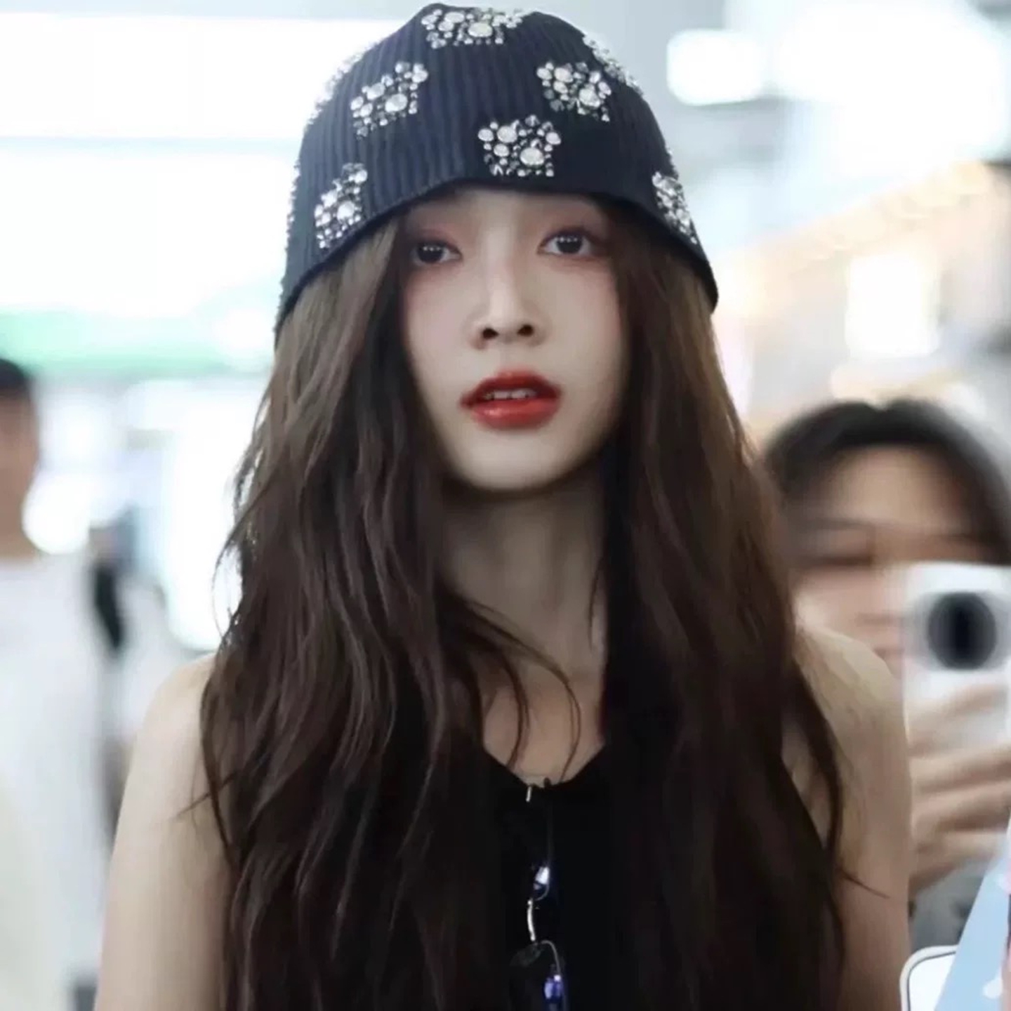 【现货】自主Atiissu风格 烫钻冷帽针织帽男女吴宣仪同款水晶装饰