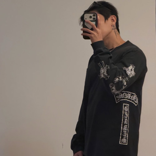 舒适透气麒麟臂印花水洗做旧长袖