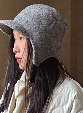 冬季男女款日系羊毛混纺帽子加厚白色保暖洋气护耳帽飞行帽骑车帽