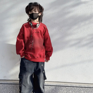 秋冬男童帅气街舞表演服复古红色扎染套头卫衣一体绒加厚保暖上衣
