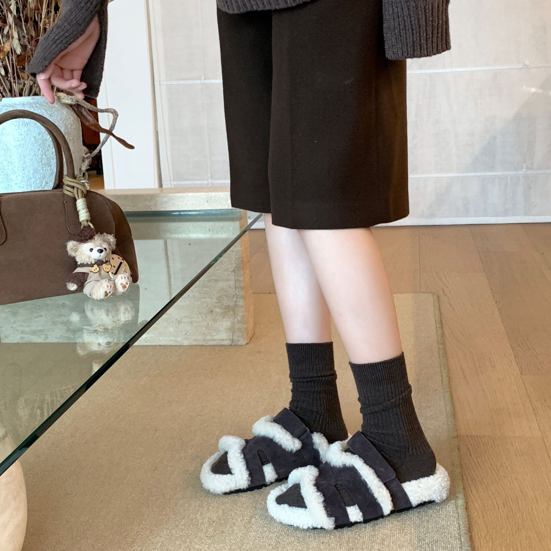 羊羔绒2025秋冬季新款厚底毛毛拖鞋女外穿网红爆款百搭双带博肯鞋
