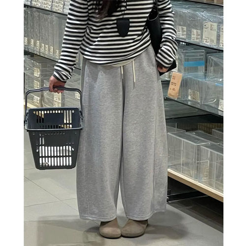 日系慵懒风运动卫裤女秋冬加绒今年流行爆款九分奶奶裤显瘦休闲裤