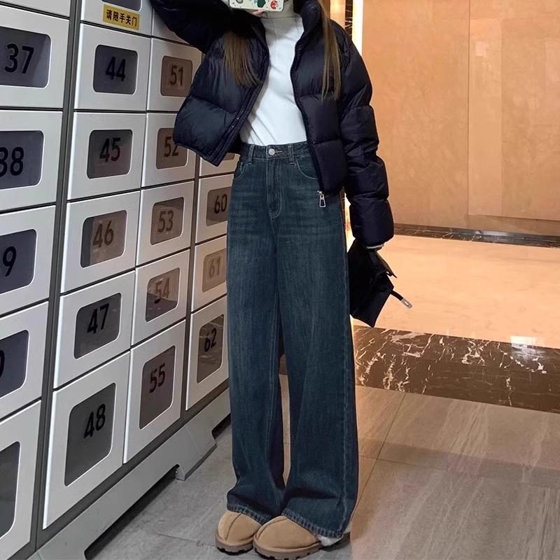 直筒牛仔裤女2024年新款大码