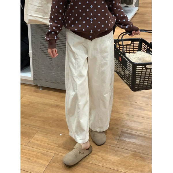 米杏色灯芯绒阔腿裤女秋冬加绒今年流行爆款九分奶奶裤显瘦休闲裤