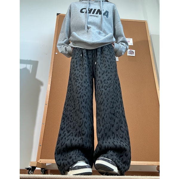 大码豹纹裤子女秋冬加绒加厚胖mm显瘦宽松慵懒风设计感阔腿休闲裤