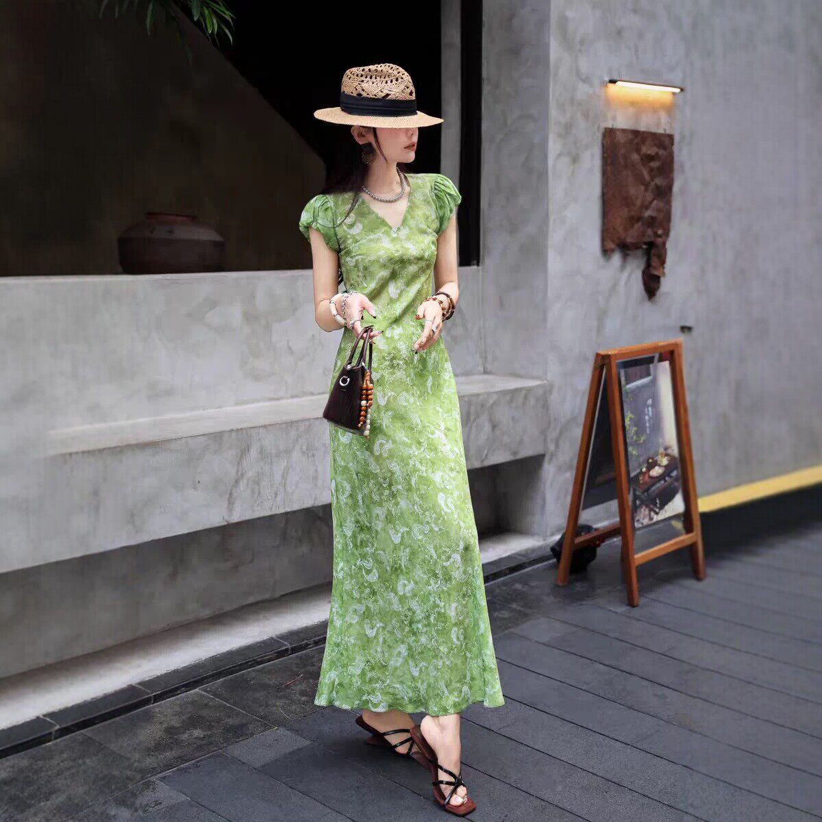 夏季新款真丝女V领印花长裙显瘦改良旗袍风桑蚕丝裙,6.20号后拍