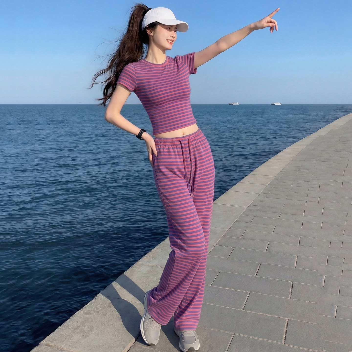 网红细条纹短袖阔腿裤运动套装女